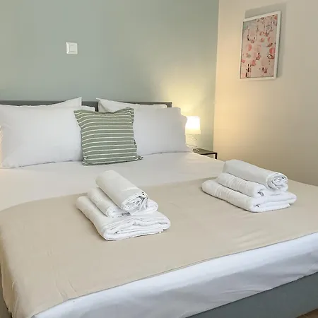 Casa 7 Urban 3 Bedroom * Ханья