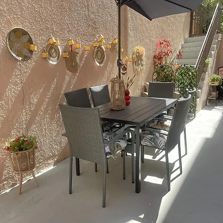 Casa 7 Urban 3 Bedroom Daire *