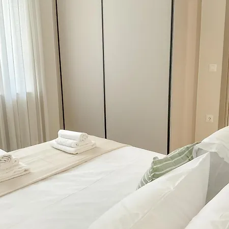 Casa 7 Urban 3 Bedroom * Chania (Crete)